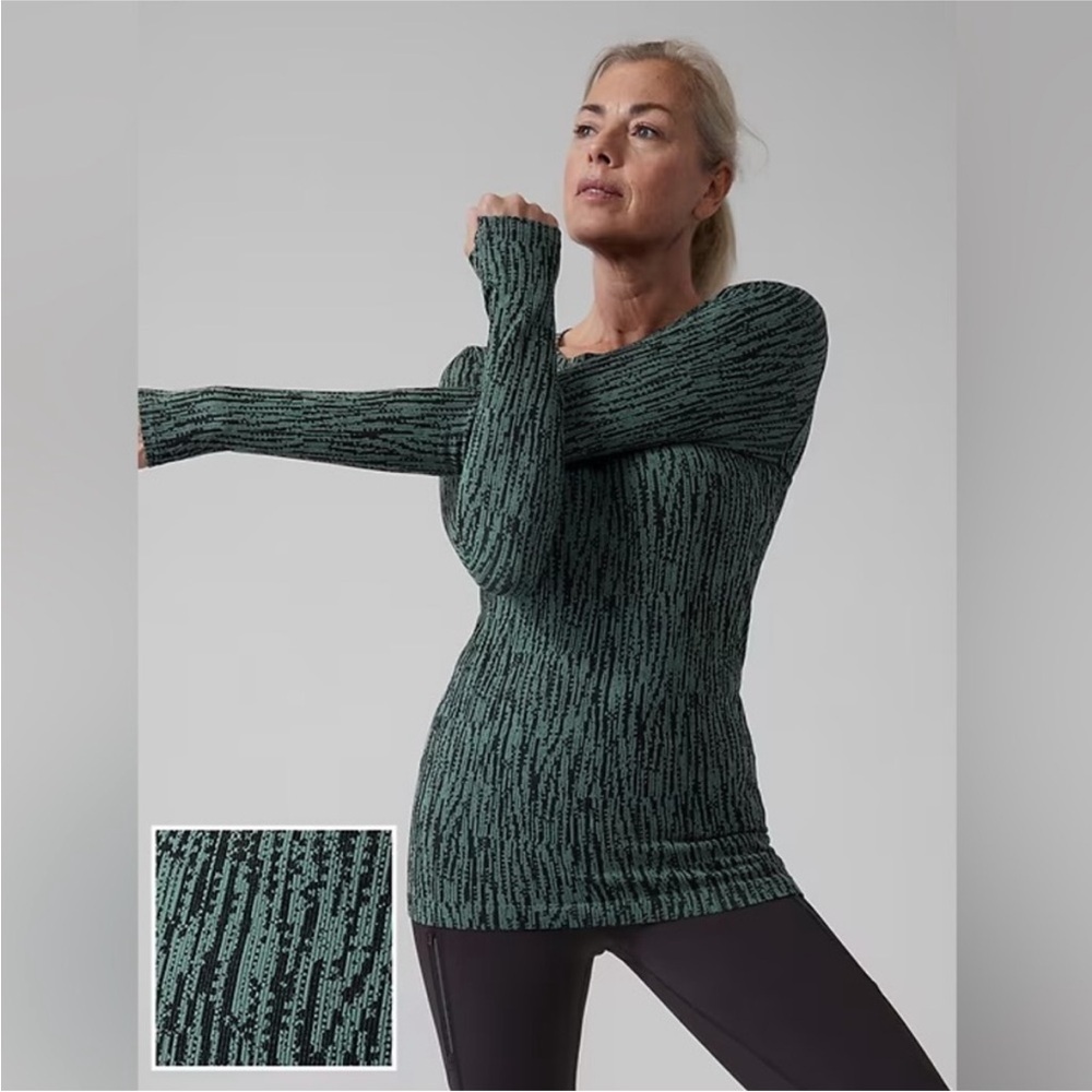Athleta | Women's Flurry Elemental Baselayer Top Size Small